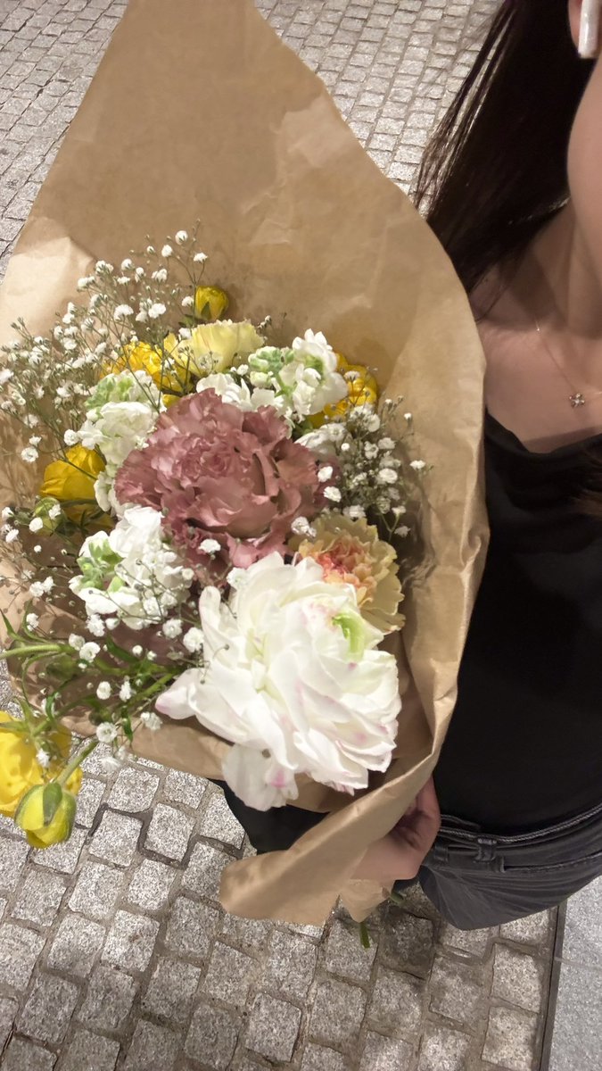 sloppy_tmpg's tweet photo. 💐🪽

#日常垢 #日常垢さんと繋がりたい https://t.co/ivESMM99X5