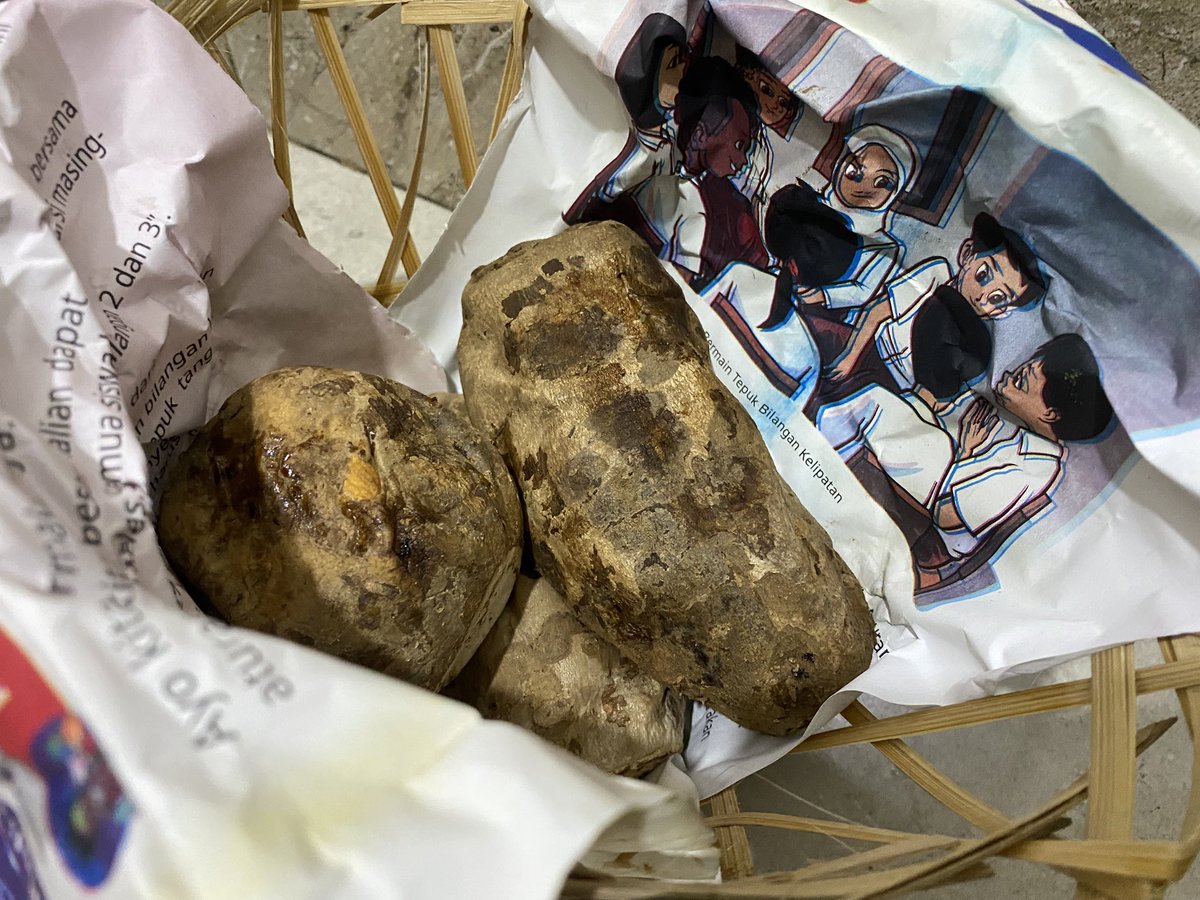 ︎︎َ tweet media