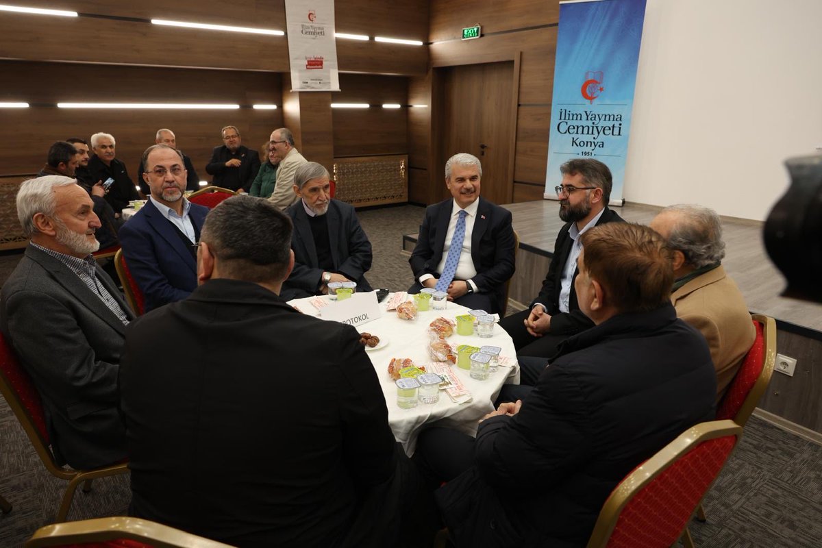 Mutad olarak gerçekleştirdiğimiz “Bir Konu Bir Konuk”programında bu ay, Konya Valimiz İbrahim Akın’la bir araya geldik. 

Programımıza katılan tüm üye kuruluşlarımıza, ev sahipliği yapan İlim Yayma Cemiyetine ve sayın valimize teşekkür ederiz.