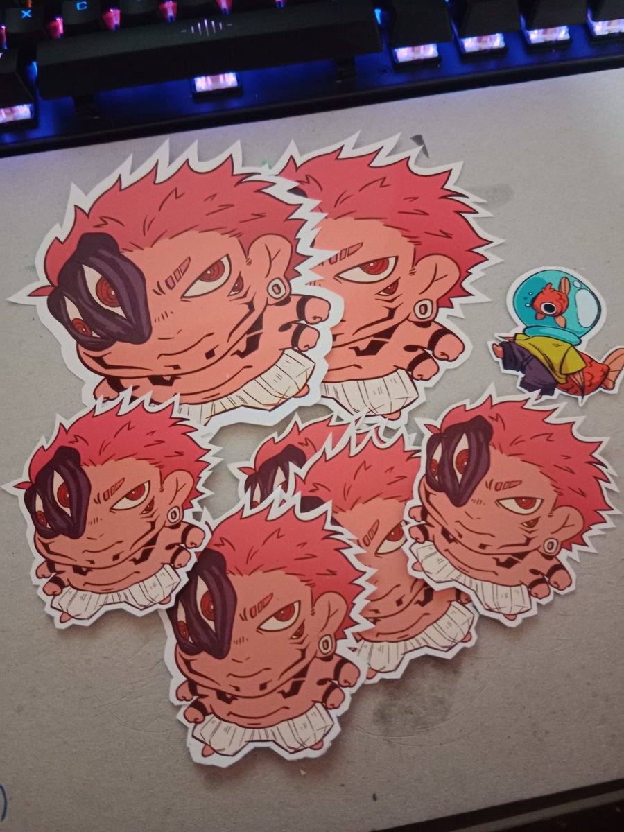 Eheheh I made stickers of the fella #sukuna