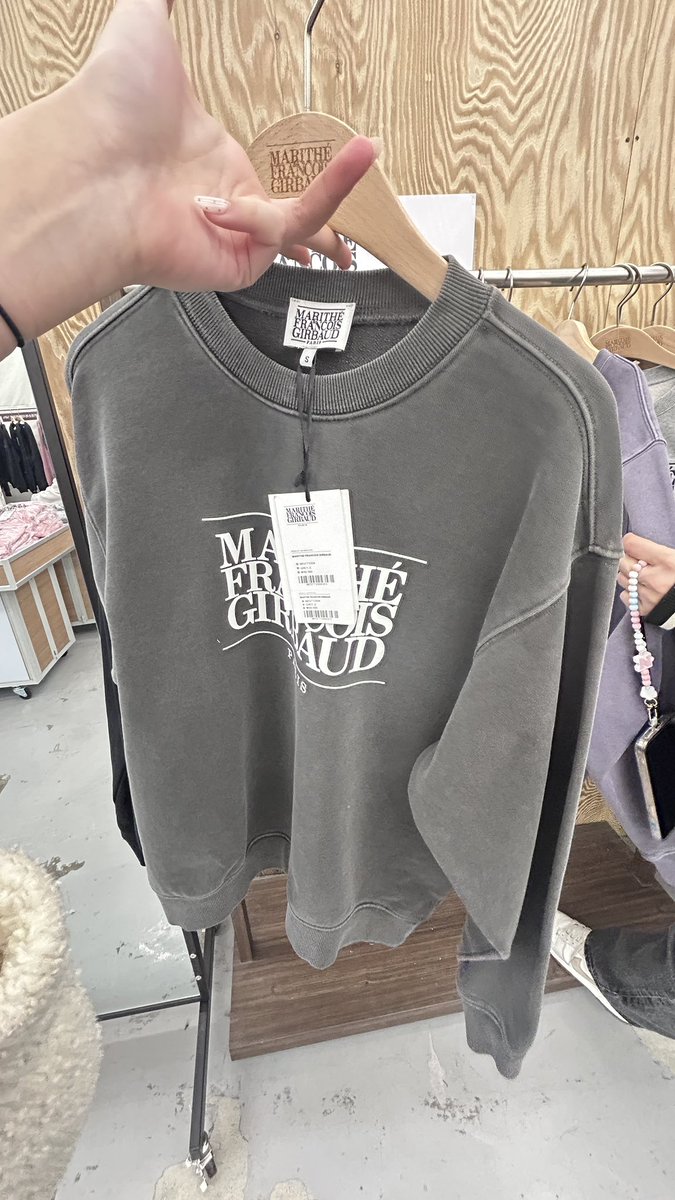 googikiko's tweet photo. Sweater Marithe ❗️ 
ลด 30%-50% ถูกกว่าไทย 

รับหิ้วเกาหลี รอบส่ง 5 มีนา สนใจ dm ❣️ 
#รับหิ้วเกาหลี #รับหิ้ว #marithe #เสื้อผ้าเกาหลี #สเวตเตอร์เกาหลี  #ราคาถูก https://t.co/zJYQWyppy3