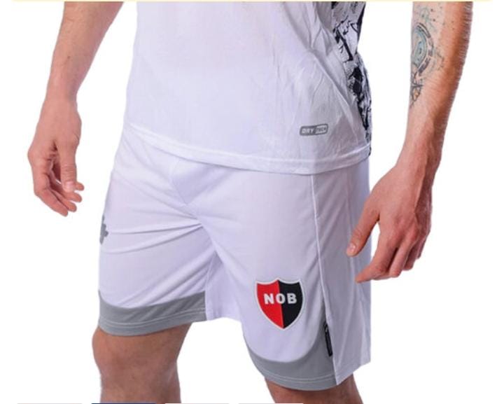 SORTEAZO pre clásico. Gentileza de <a href="/copes_pablo/">Pablo Copes</a> sorteamos con un solo RT este espectacular short aifit Leproso. Daleee. Participaaaaa