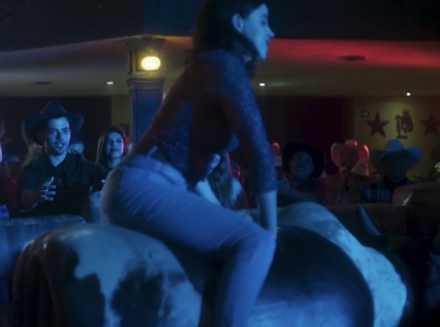 keyla maria no touro mecânico tweet media