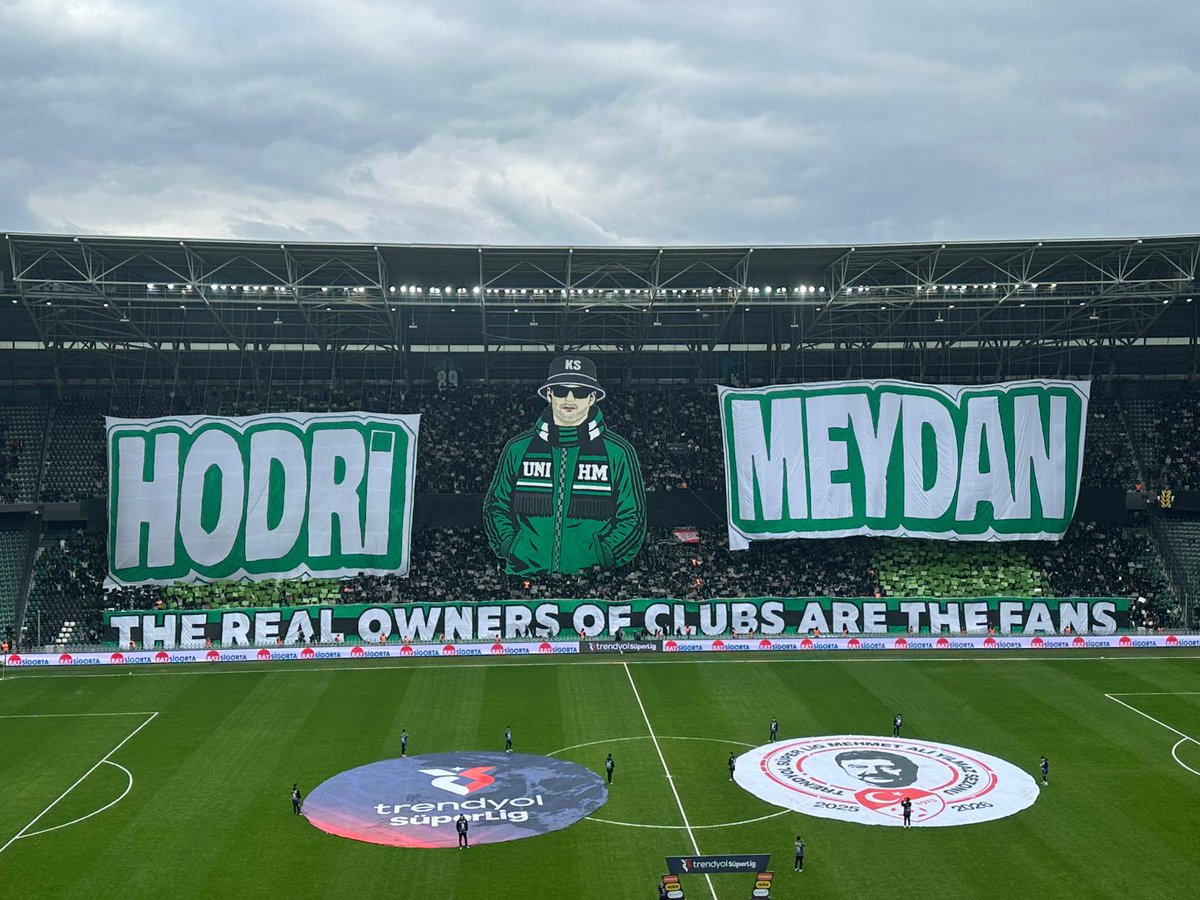 burcingunduz's tweet photo. Bana @ahmetoğuz un formasını hediye edebilir mi birisi @Kocaelispor https://t.co/3FEXwMD9Sg