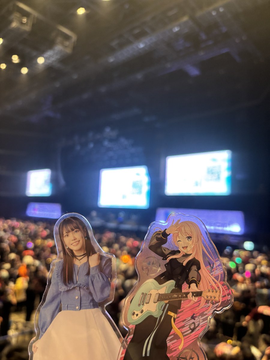 anon5098's tweet photo. #バンドリ10周年ライブ
やばい全力出し切ったわめちゃくちゃ疲れたけど満足だった！！セトリ神すぎてやばすぎたわバンドリ追ってきてよかったなって思ったし過去一最高の時間だった！！これからもバンドリについていきます！！ https://t.co/DRP4DVKkm6