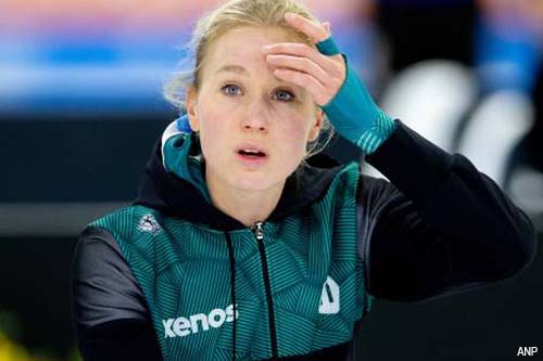 wereldnieuwsonl's tweet photo. Schaatsster Merel Conijn verlaat uit protest NK allround
Lees verder: https://t.co/OQrKMki0aj
#NKAllround #WKAllround #Conijn #MerelConijn #schaatsen https://t.co/HkQAOhz1Hh