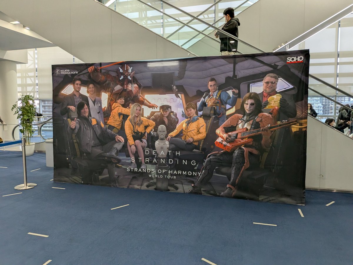myamanari's tweet photo. Death Stranding Strands of Harmony よい席で拝見できました。最高でした！また将来のHideo Kojima Game でもお願いします！！
#DeathStrandingStrandsOfHarmony
https://t.co/SivPBqVfK5 https://t.co/Q8KmoFN2fq
