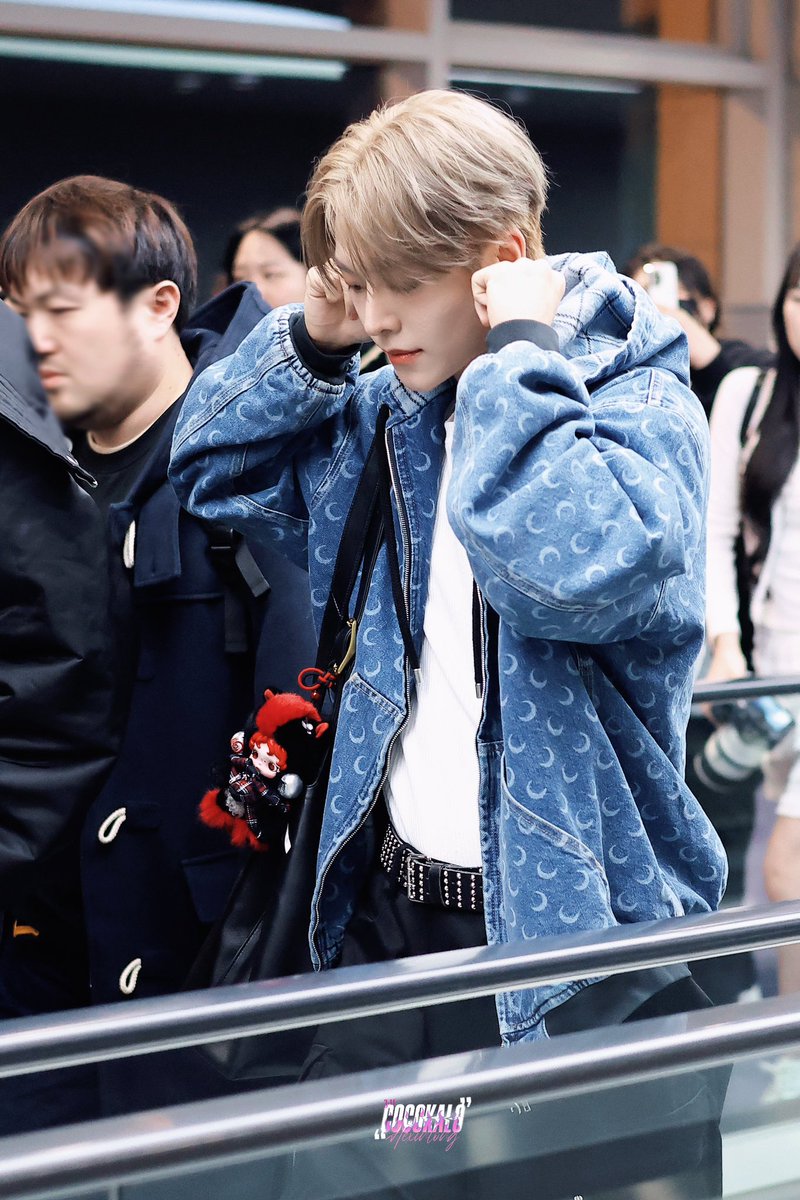cocokalo0311's tweet photo. 260228 ICN🛬

#허씬롱 #XINLONG #鑫隆 #씬롱 
#シンロン  #ホーシンロン  
#ALD1                    #ALPHADRIVEONE                   
#알파드라이브원 https://t.co/kJBC4nn0Au