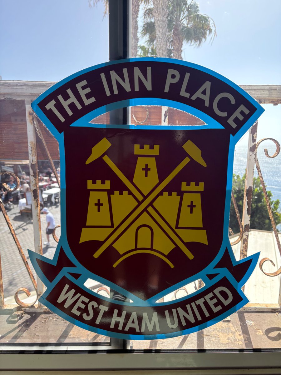 Rachel Rad WHUFC irons tweet media