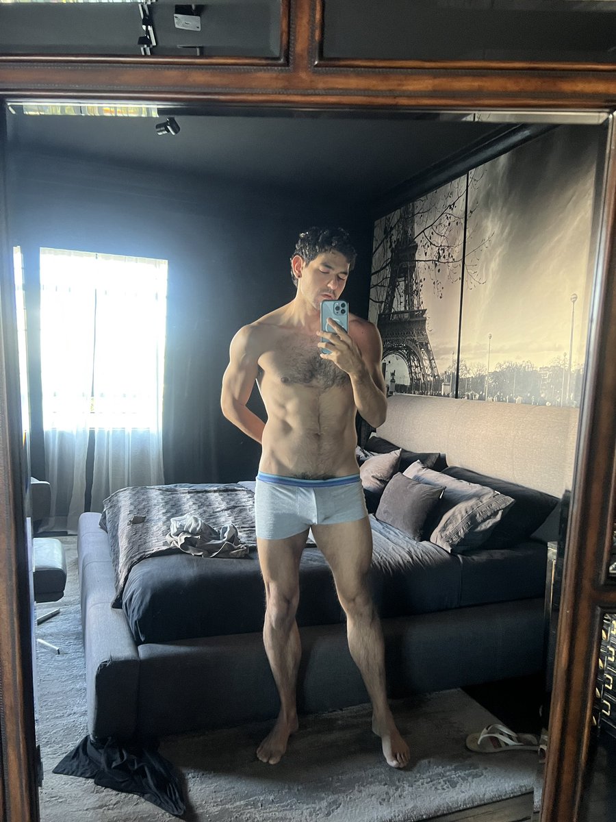 la J mas perra de todo Monterrey tweet media