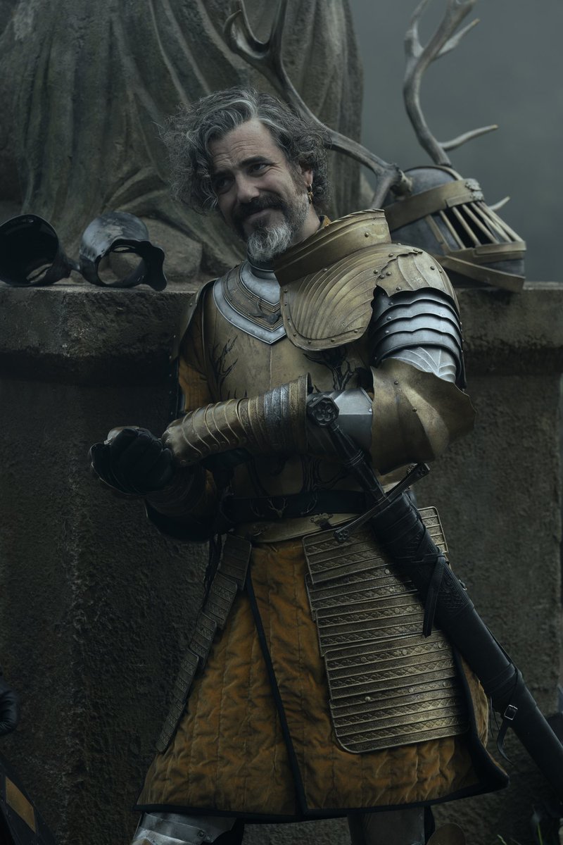 Lo que me gustó Lyonel Baratheon en 'A KNIGHT OF THE SEVEN KINGDOMS' no tiene nombre.

Actuación estelar, carisma inigualable y frases para el recuerdo. Ojalá lleguemos a verlo más en el futuro porque me encantó la interpretación de Daniel Ings.

Disfrutón de época.
