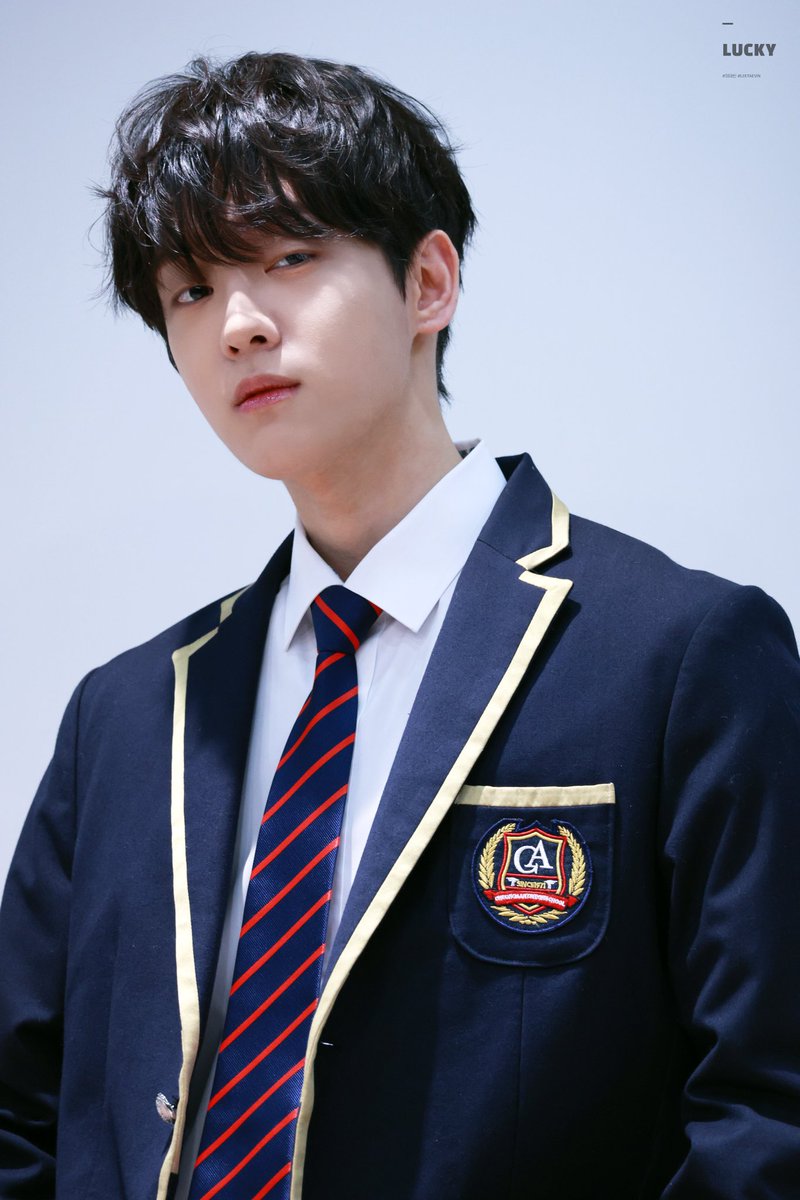 🐹 260228 이태빈 시즌그리팅 팬싸인회

민혁아🥹

#이태빈 #LEETAEVIN