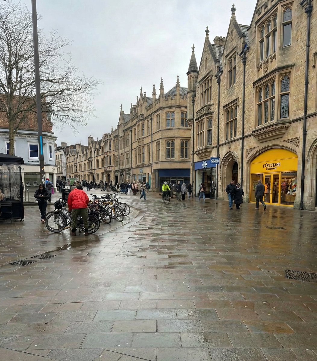 The same street with its paving fixed and ghastly new buildings replaced with Oxford-style buildings. Don't let anyone try to convince you that how buildings looks doesn't matter. It's paramount. Anyone who does is either gaslighting you or lying to themselves.