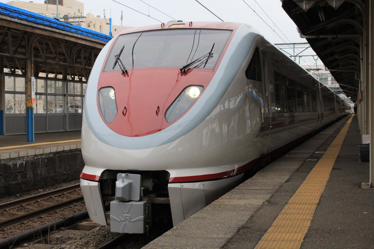 まぁ在来線特急の はくたか 廃止から10年も経てばねぇ