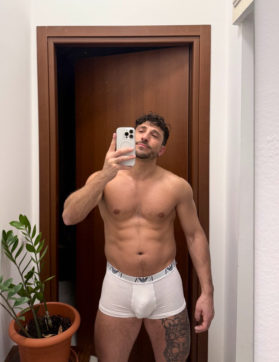 PepMilan tweet media