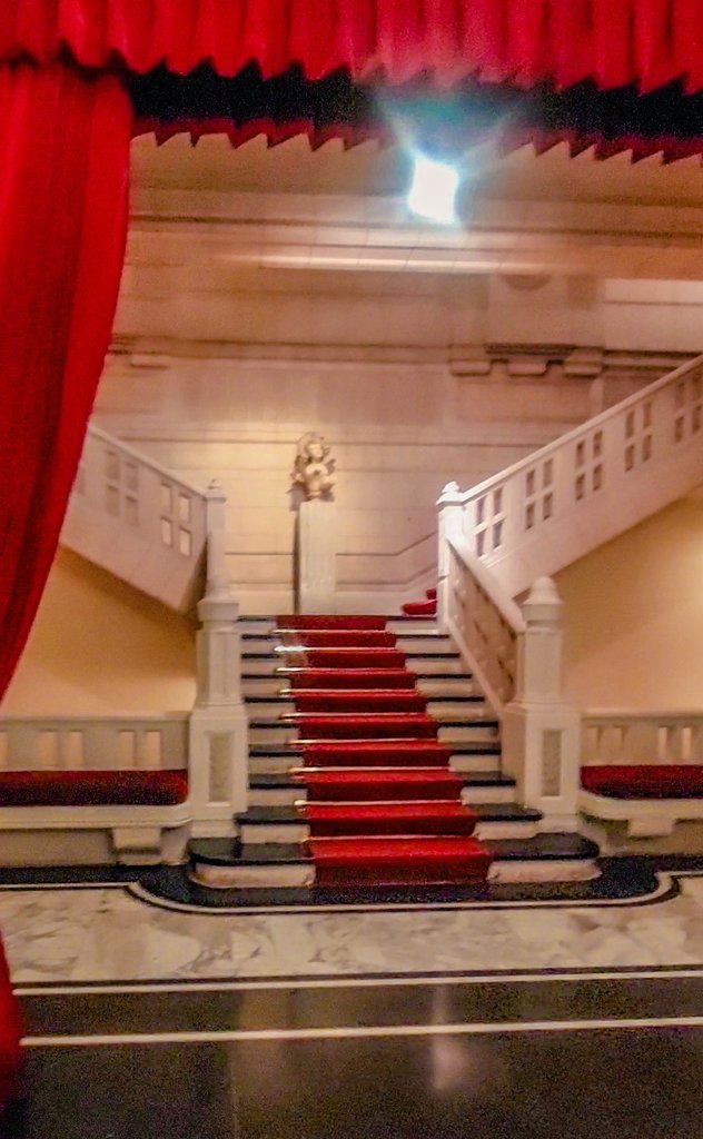MariuMartini_'s tweet photo. #Aperturas En unos días comenzará a funcionar abiertamente #Stud, un restaurante en Recoleta, en uno de los pisos del Palacio Basavilbaso (Club Sirio Libanés). La estrella del lugar serán las carnes. La barra tambièn será protagonista y tendrá Dj's para acompañar las veladas. https://t.co/QbprIW888P