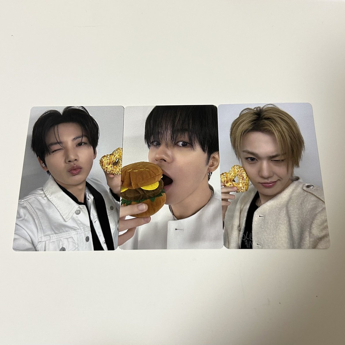 TREASURE カフェ 交換 東京 大阪 入場特典トレカ 【譲】ジュンギュ