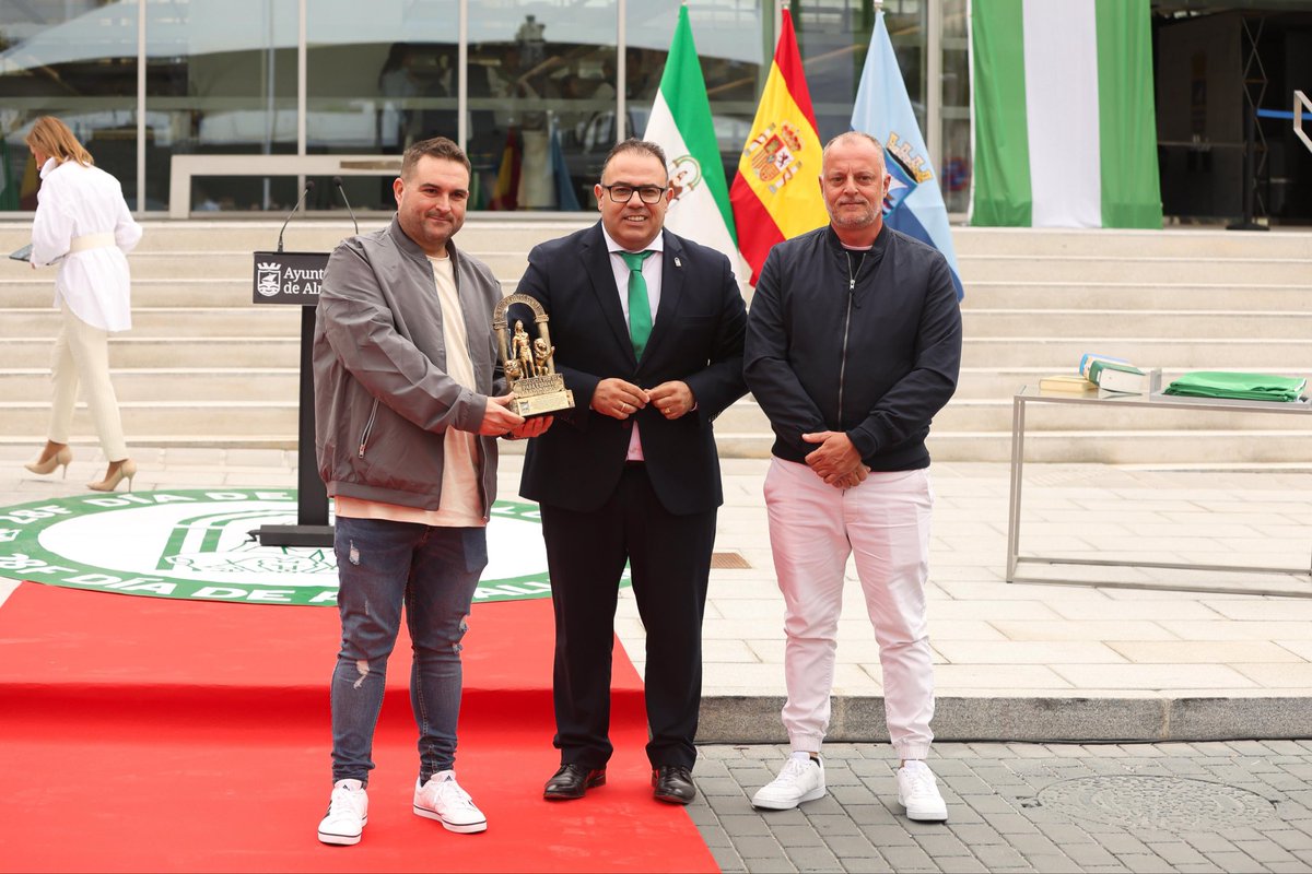 AM Encarnación Almuñécar tweet media