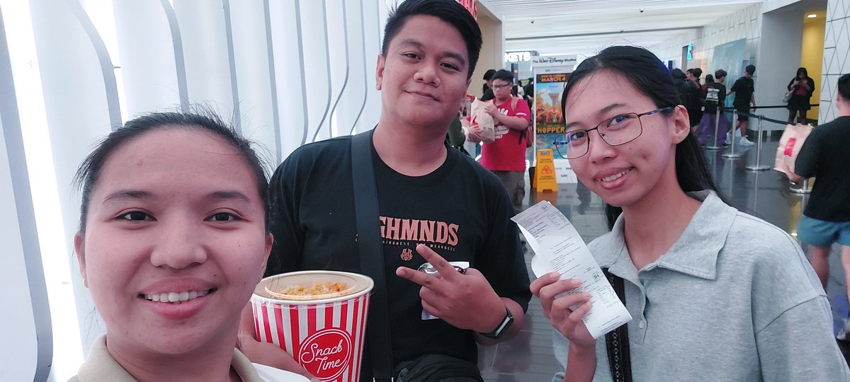 Here in SM cinema now at MOA  😊❤️ <a href="/dealwithBARBIE/">Barbie Forteza</a> <a href="/BarbieNatics/">Team Barbie Forteza</a> #UntilSheRemembers