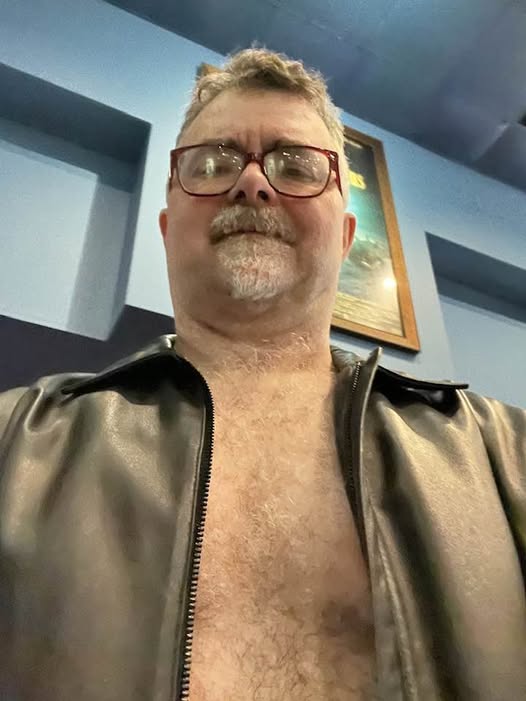 JimFarmer3's tweet photo. I must say, I like this look and how I felt wearing it https://t.co/viNTWaVHfX