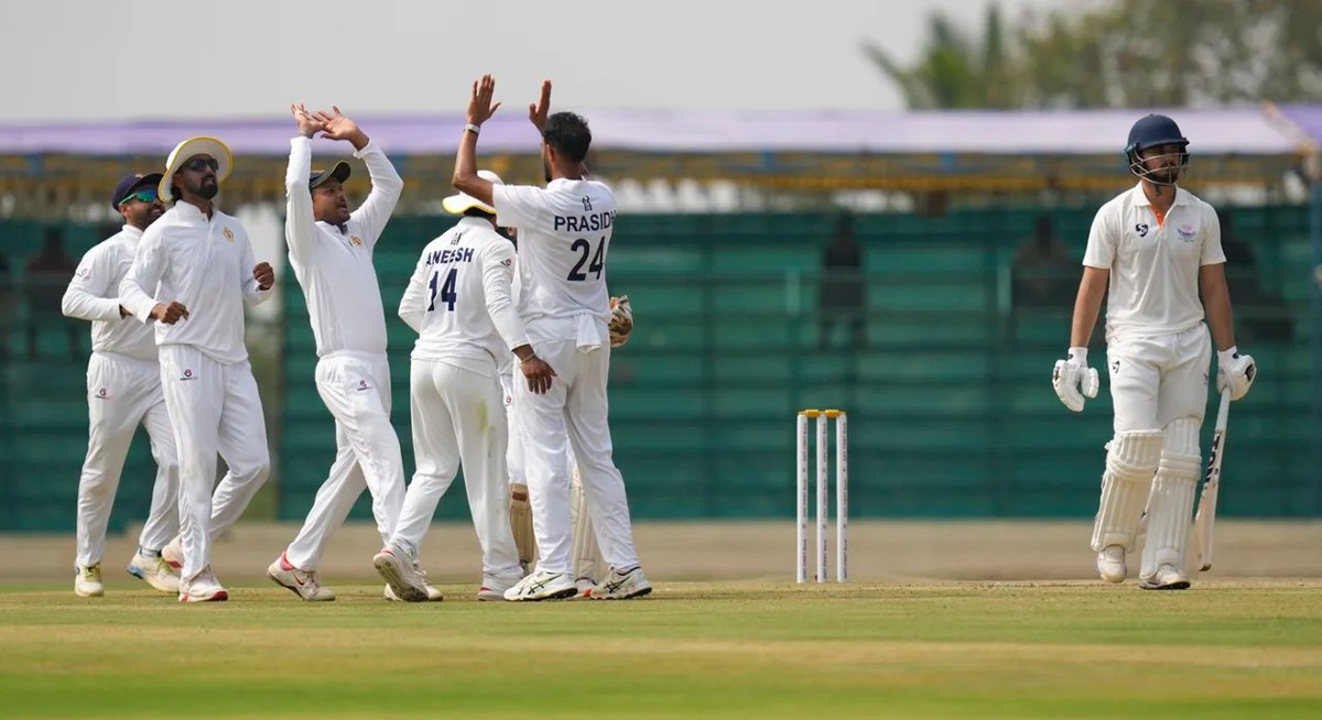 siddaramaiah's tweet photo. Our Karnataka team has shown extraordinary resilience and sustained excellence throughout this Ranji season. Reaching the final is a testament to their talent, discipline and hard work.

We may have missed the trophy, but the spirit of Karnataka cricket remains strong. Wishing our team all the very best for the next season - we will come back stronger.

My congratulations to Jammu & Kashmir for their historic first Ranji Trophy win.

#RanjiTrophy @kscaofficial1