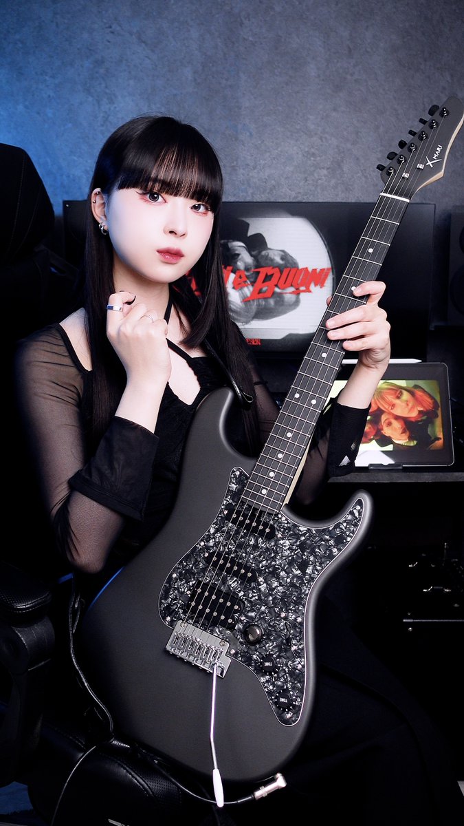 yuki_270degrees's tweet photo. ZITTI E BUONI GuitarCover 🎸
⳹ フル動画はこちら / Watch now ⳼
https://t.co/EzxsHOB2Dw
#maneskin #xmari #guitarcover https://t.co/NupDSVSkTv
