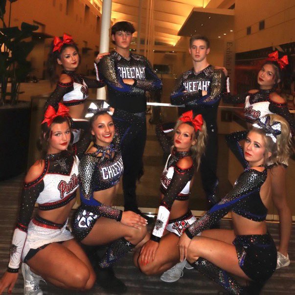 unpopularcheer's tweet image. Manifesting beautiful clean cheerleading today for Babeetahs🤞🍀🔮

Think of Babs at 1 PM and Cheetahs at 1:27 PM EST today🐈‍⬛❤️🐆💙

#theirterritory #itstime #theworkisworthit #bb4l #ceocp