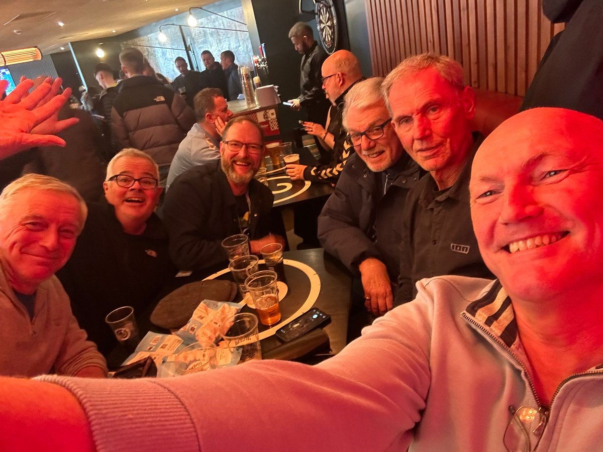 Rob Gurney tweet media