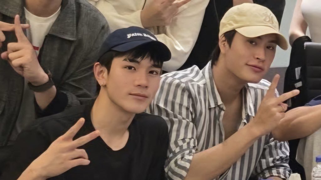 BoysLove Hub ENG tweet media
