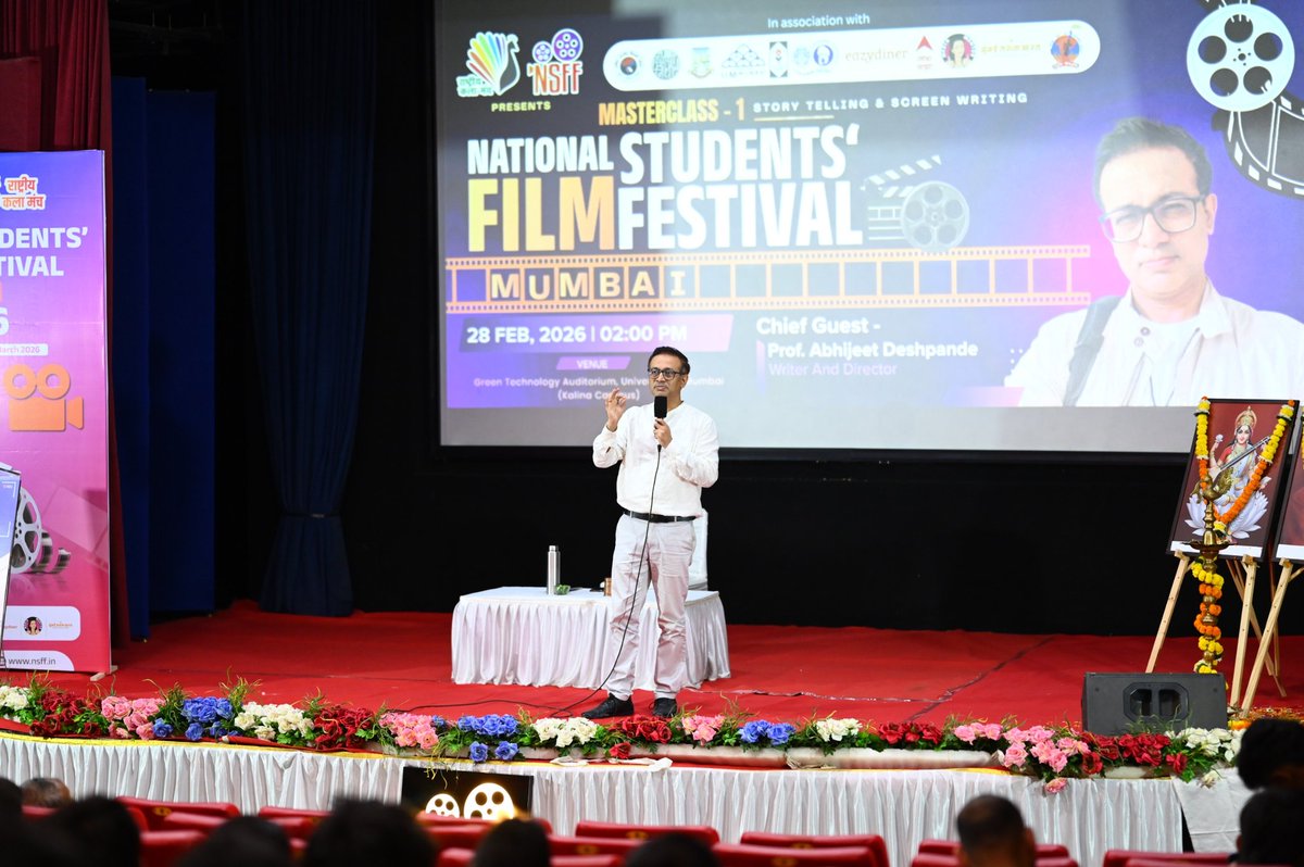 nsffmumbai's tweet photo. An inspiring interaction with Abhijeet Deshpande, Writer &amp; Director at NSFF 2026 🎥
Students passionate about filmmaking engaged in a meaningful dialogue, asking diverse questions and gaining deep insights into the art of direction and storytelling.

#NSFF2026 https://t.co/vkrHEABXjL