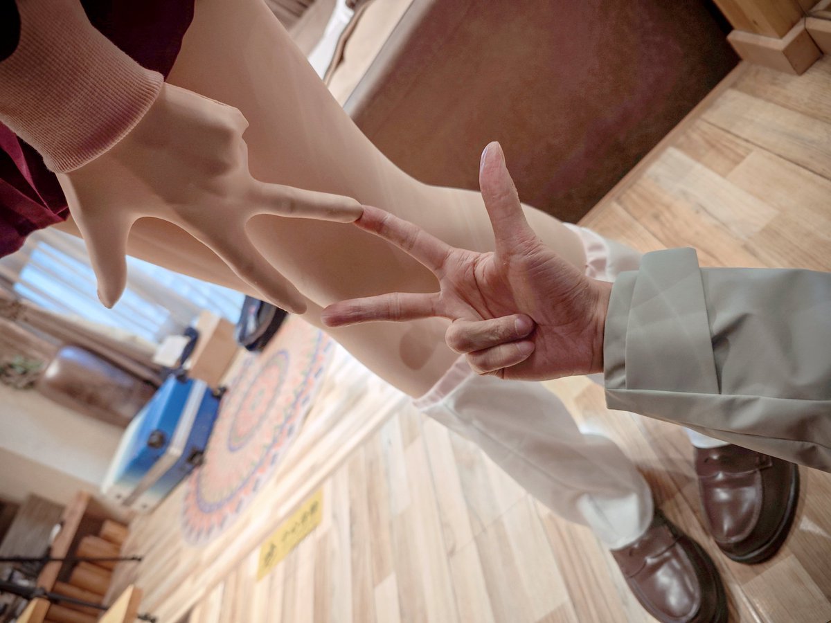 XZeo_Polaris's tweet photo. 触碰你的手，触动我的心。 https://t.co/PQCqnRj77P