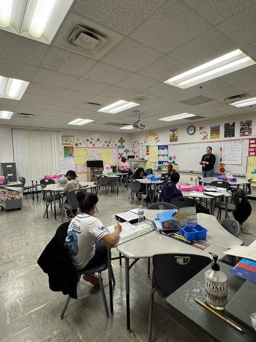 Wesley Lakes Elementary tweet media