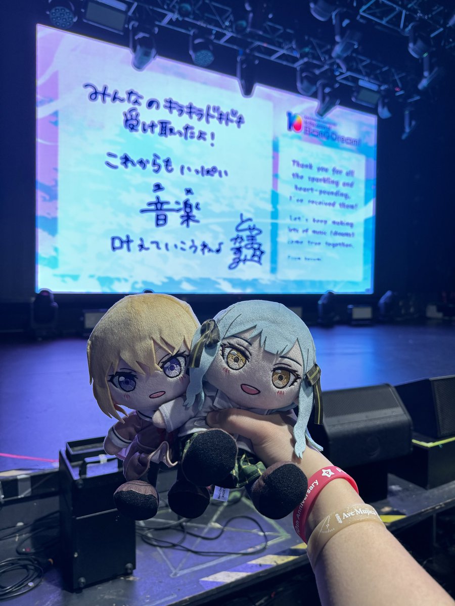junyu_39's tweet photo. #バンドリ10周年ライブ

搞一辈子邦多利吧
下一个十年加油 https://t.co/lFRkFth0kV