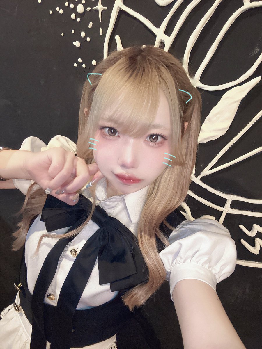 3️⃣月前半のお給仕予定🗓️♪

3日 18:00〜23:00
9日 18:00〜23:00
12日 18:00〜22:00
15日 18:00〜23:00

3月はふぉちゅんの周年月⭐️

例年とは違って月丸ごとイベントだから
一度でも会いに来てくれたらとっても嬉しいです(^^)

急遽出勤することもあるかもしれないので、その都度お知らせします✋🏻