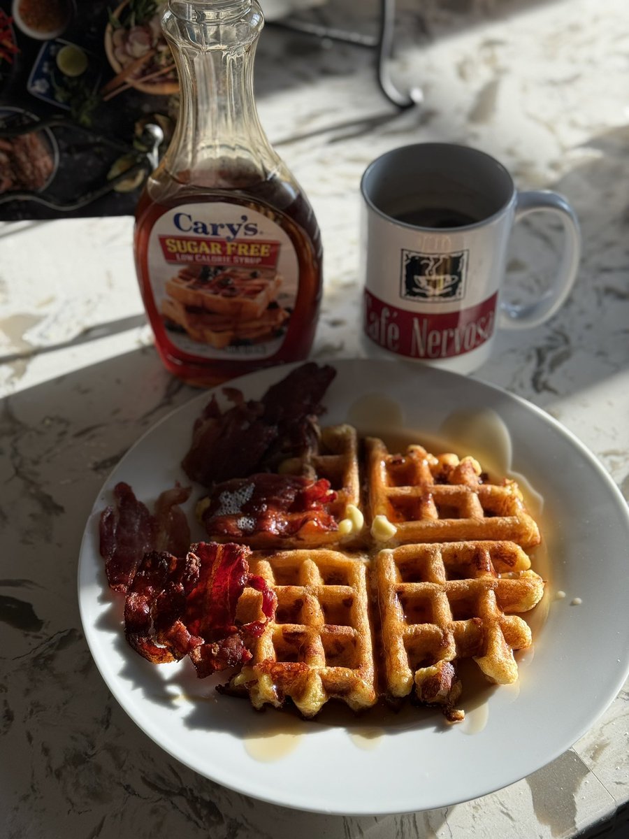 stevenamcqueen's tweet photo. #chaffle Saturday 🧇
https://t.co/mxZMT9FbUM https://t.co/iViEVgYOuR