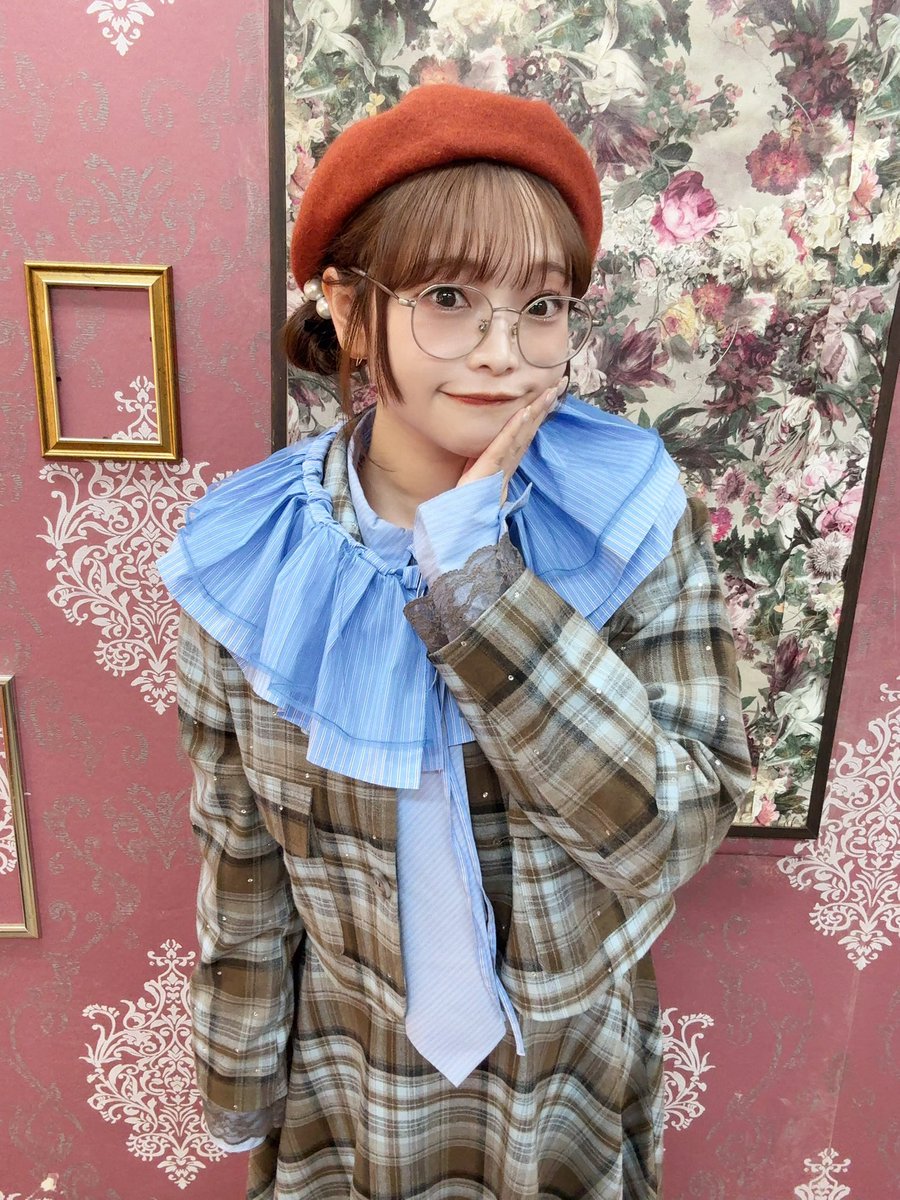 3/21開催の
カレンダー発売イベント、

FC先行が3/1、23:59まで🎶
これを機にFC会員になりませんか？

オフショットも載せちゃう🗓️🫧

FC⇨koyamamomoyo.com/news/2Hh9ccrWs…