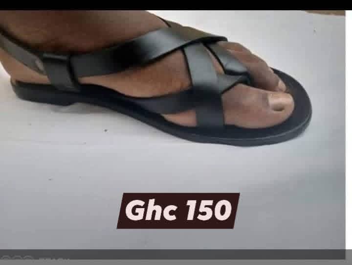 KobyWan23's tweet photo. @Opresii Order your locally made sandals and slippers from us at Ghc150.we do delivery nationwide at a fee..call or whatsapp us on 0555550352 https://t.co/4TsP3xey8q
