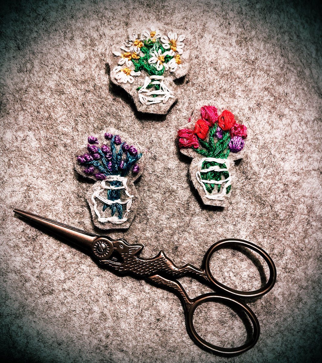 Post by ☆むらさき✩ on X: 小さな小さな刺繍