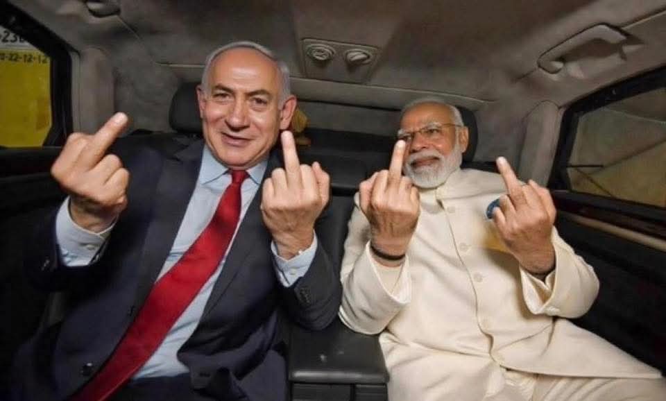 दोनों भाई मजे में है एक नाचने का जश्न मना रहा है एक नचाने का 😂😂
अंधभक्त तो समझ ही गया होगा कौन नाचा है और कौन नचाया है😂😂
#MiddleEastConflict #WilliamEst #sstvi #Teheran #ModiInEpsteinFiles #IsraelVsIran