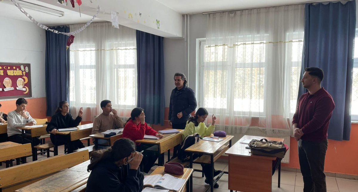 DYK Denetimi Gerçekleştirildi

Van İlçe Milli Eğitim Müdürlüğü Şube Müdürü Nimet GÜNTÜRK, ilçemizde yürütülen Destekleme ve Yetiştirme Kurslarını (DYK) denetledi. Denetim kapsamında Hürriyet Ortaokulu, Şehit Halim Atlas Ortaokulu, İki Nisan Anadolu Lisesi ve İskele Kız Anadolu