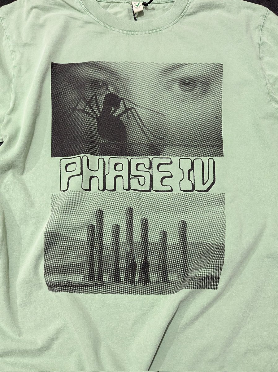 GODSTEETH tweet media