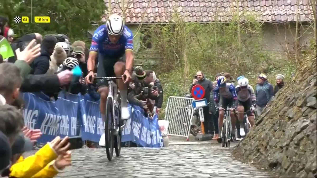 Le Gruppetto tweet media