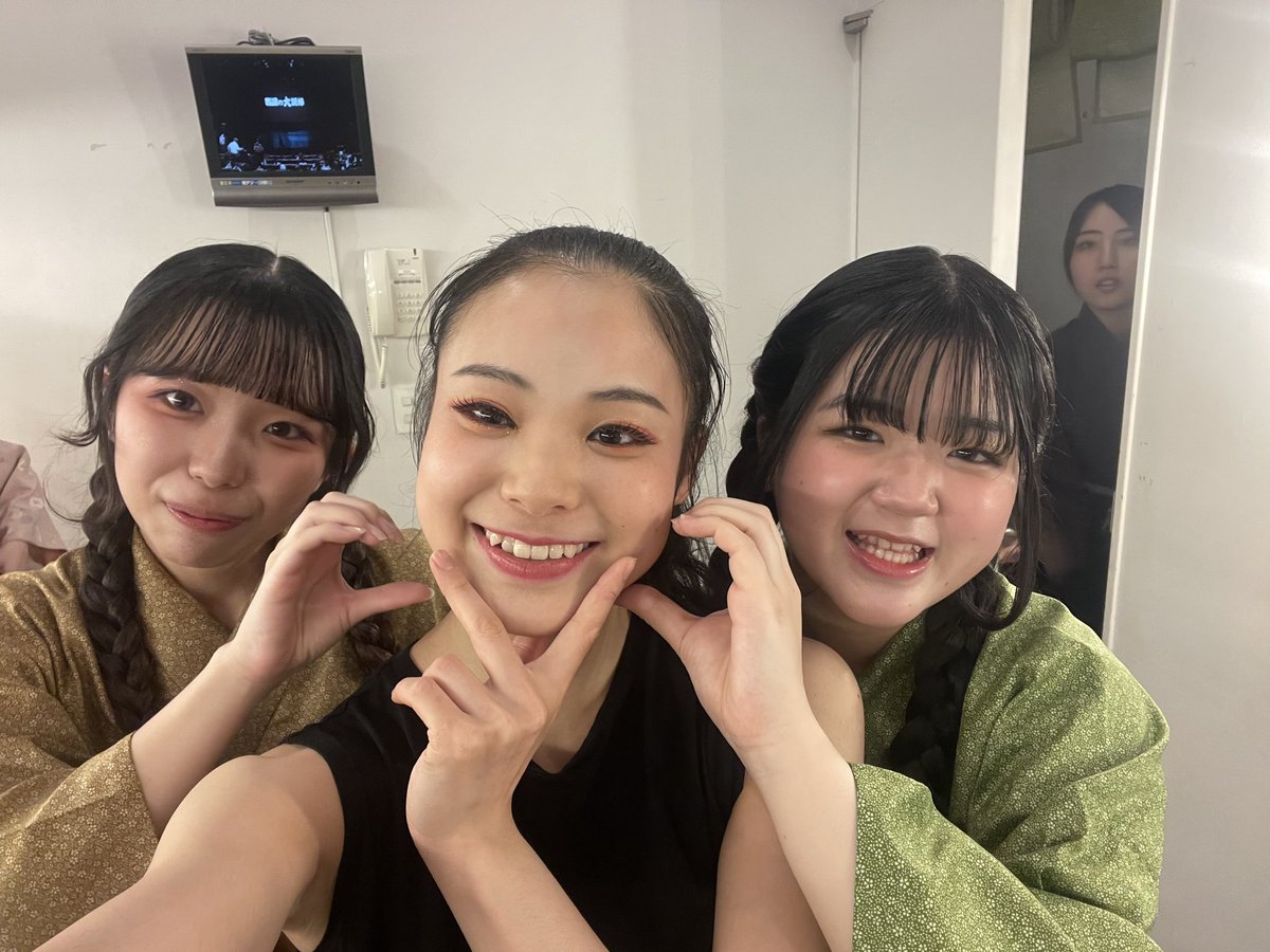 華班お琴&お花コンビ🌸 歳下二人が可愛すぎて、淀様を羨ましく思って