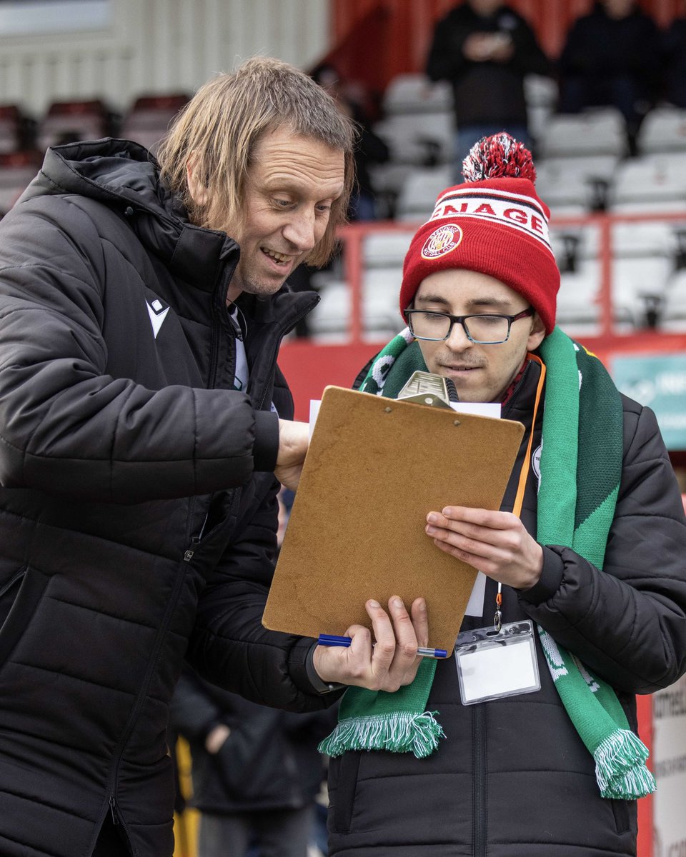 StevenageFC's tweet photo. Big shoutout to Boro’ fan Jamie &amp; Stockport supporter Carl who read out the teams ahead of kick-off! 🗣️ https://t.co/wSSF5RupdN