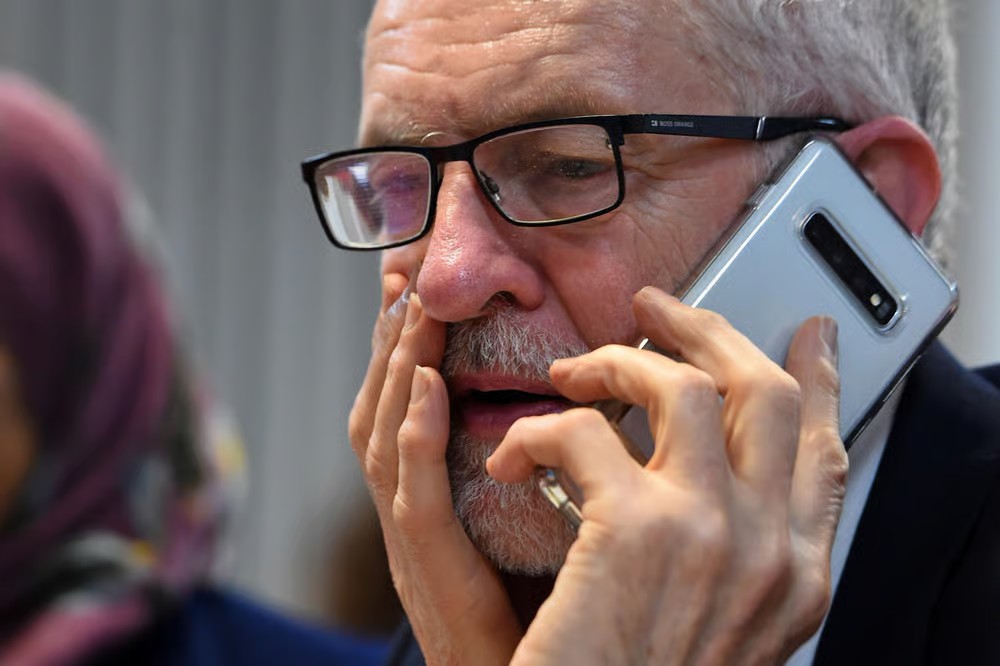 Hello interflora, it's me again, a special wreath, first name Ayatollah.