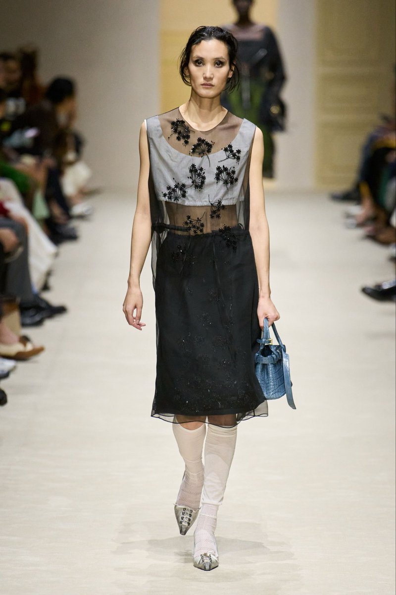 radiohagg's tweet photo. Prada AW26 (love this👏) https://t.co/TbjQzADnkC