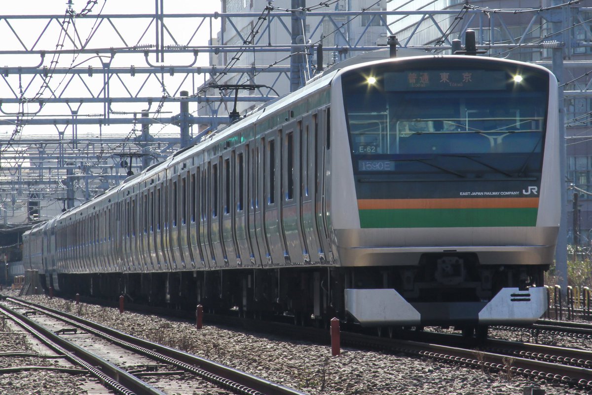 ts77730's tweet photo. #2月を写真4枚で振り返る
東京行きを撮ったりハエ117を撮ってたりしました。ハエ117も終わりですね。ラッピング車両がどんどん減ってきて寂しくなる https://t.co/RQlw30ImHX
