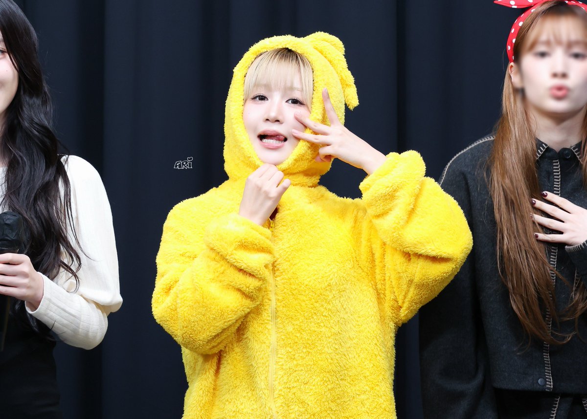 ka1_s2's tweet photo. 20251123 뮤직플랜트 팬싸
らぶゅ👽💛💛
#江崎ひかる #ひかる大好き
#히카루 #Kep1er #케플러 #D_12 https://t.co/qKMHlzodrl