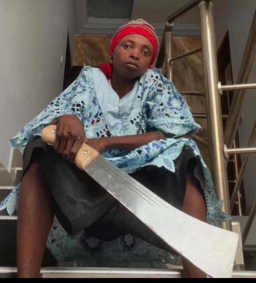 Yaani nakufollow una FB then nikirudi kuangalia napata ulini unfollow namna gani  😅😅  wacha nifanye justice kwa Mikora zilini unfollow.