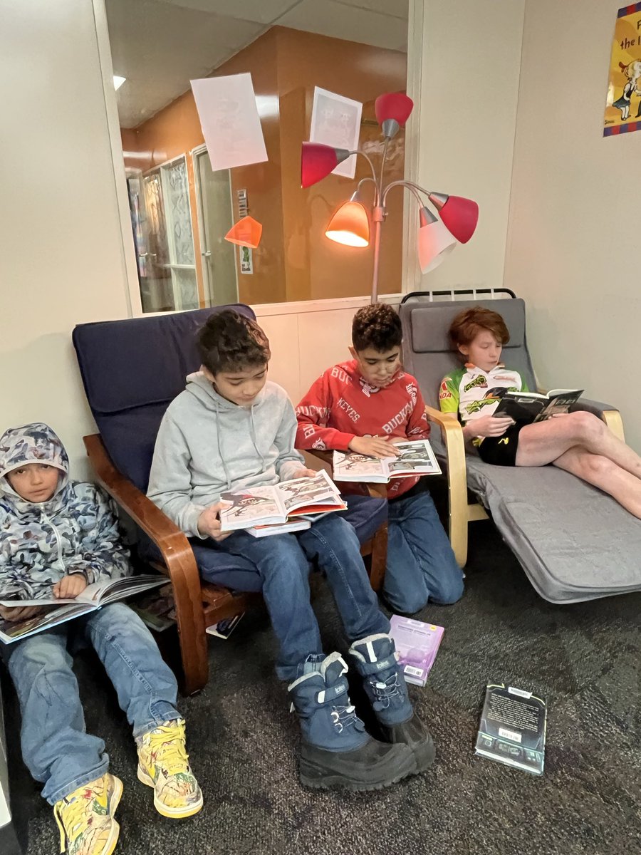 G8Rlibrary's tweet photo. Our Gator Nation Read week was a true celebration of joy of reading! Thank you Granby PTA and Mrs. Rengal for planning this week! @GranbyGators https://t.co/9PC9t1EJrh